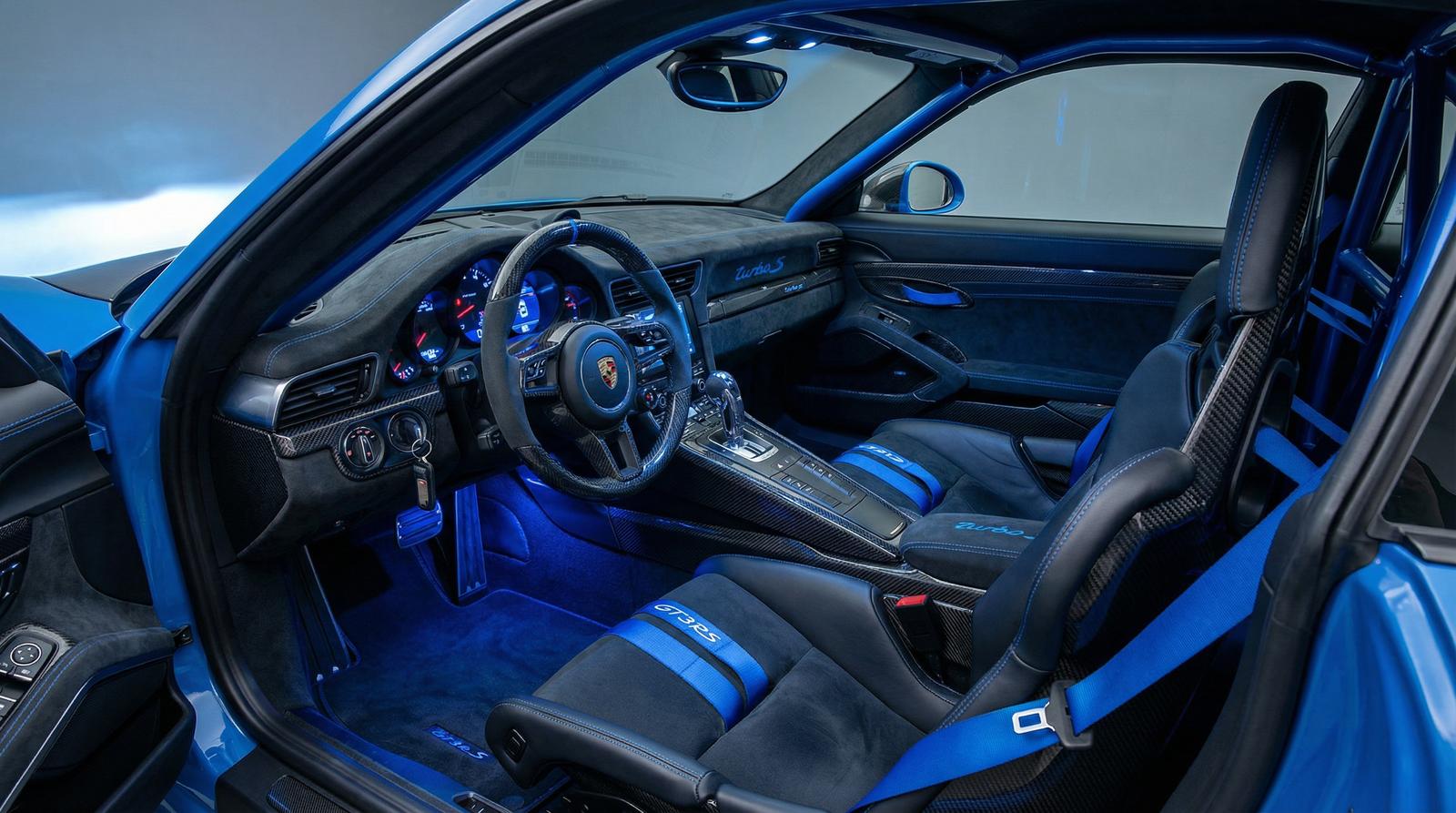 在线AV - 保时捷911内饰改装视频教程详解